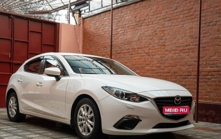 Mazda 3, 2014 год, 1 250 000 рублей, 2 фотография