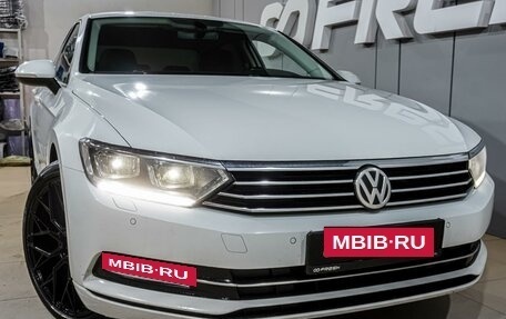 Volkswagen Passat B8 рестайлинг, 2018 год, 1 699 000 рублей, 6 фотография