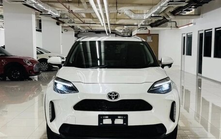 Toyota Yaris Cross, 2023 год, 1 510 000 рублей, 3 фотография