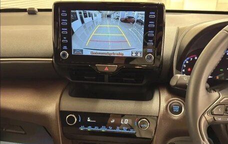 Toyota Yaris Cross, 2023 год, 1 510 000 рублей, 11 фотография