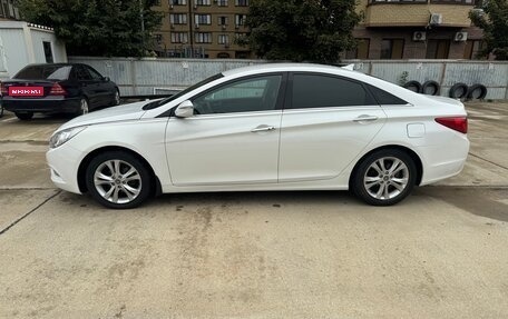 Hyundai Sonata VI, 2011 год, 1 250 000 рублей, 6 фотография