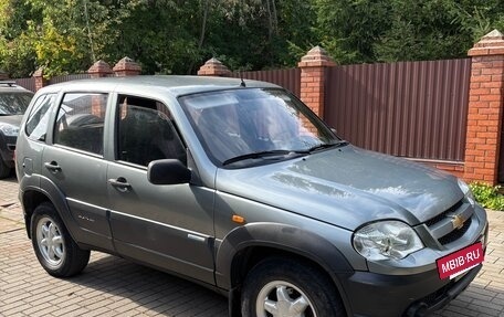 Chevrolet Niva I рестайлинг, 2009 год, 447 000 рублей, 3 фотография