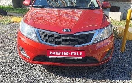 KIA Rio III рестайлинг, 2013 год, 810 000 рублей, 9 фотография