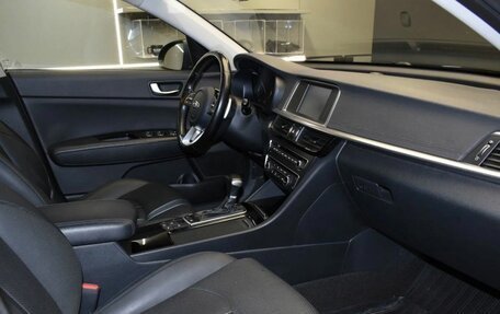 KIA Optima IV, 2018 год, 1 800 000 рублей, 8 фотография