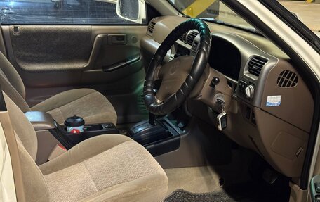Isuzu Wizard II, 2000 год, 699 000 рублей, 11 фотография