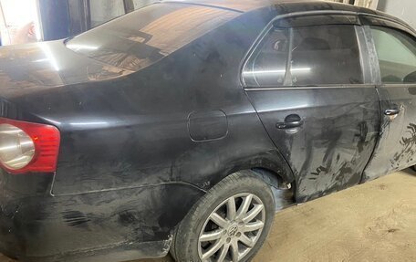 Volkswagen Jetta VI, 2006 год, 280 000 рублей, 4 фотография