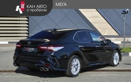 Toyota Camry, 2020 год, 3 350 000 рублей, 2 фотография