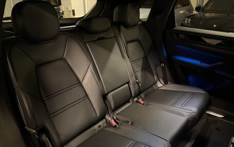 Porsche Cayenne III, 2026 год, 18 425 000 рублей, 29 фотография