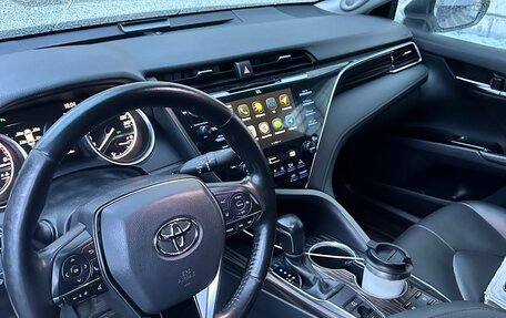 Toyota Camry, 2020 год, 2 900 000 рублей, 6 фотография
