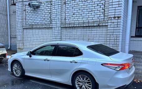Toyota Camry, 2020 год, 2 900 000 рублей, 4 фотография