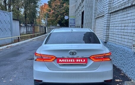 Toyota Camry, 2020 год, 2 900 000 рублей, 2 фотография