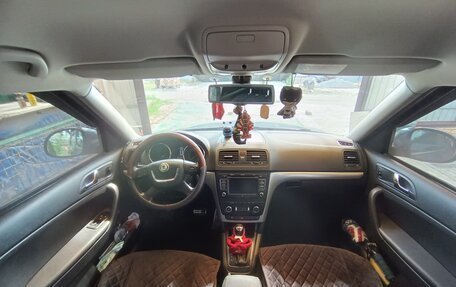 Skoda Yeti I рестайлинг, 2013 год, 900 000 рублей, 3 фотография