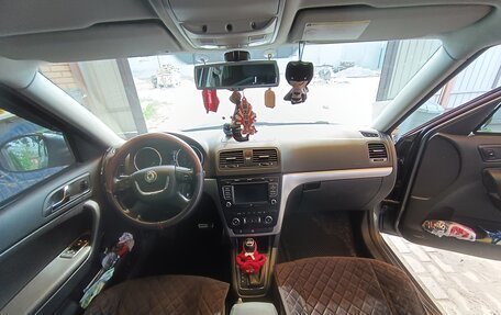 Skoda Yeti I рестайлинг, 2013 год, 900 000 рублей, 2 фотография