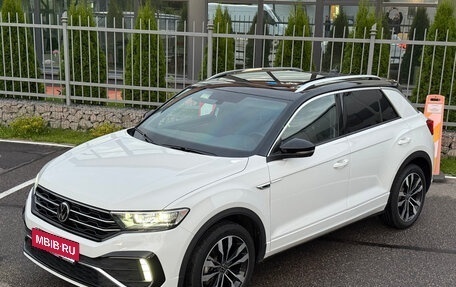 Volkswagen T-Roc I, 2022 год, 1 690 000 рублей, 7 фотография