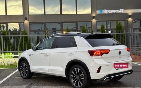 Volkswagen T-Roc I, 2022 год, 1 690 000 рублей, 8 фотография