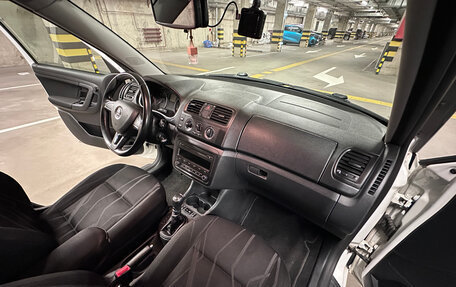 Skoda Fabia II, 2014 год, 950 000 рублей, 8 фотография