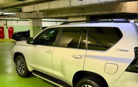 Toyota Land Cruiser Prado 150 рестайлинг 2, 2021 год, 8 500 000 рублей, 9 фотография