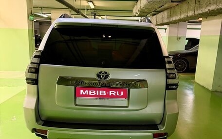 Toyota Land Cruiser Prado 150 рестайлинг 2, 2021 год, 8 500 000 рублей, 5 фотография