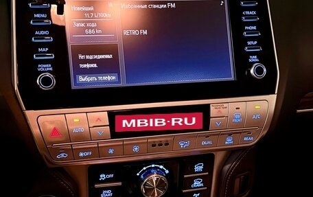 Toyota Land Cruiser Prado 150 рестайлинг 2, 2021 год, 8 500 000 рублей, 15 фотография