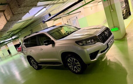 Toyota Land Cruiser Prado 150 рестайлинг 2, 2021 год, 8 500 000 рублей, 19 фотография