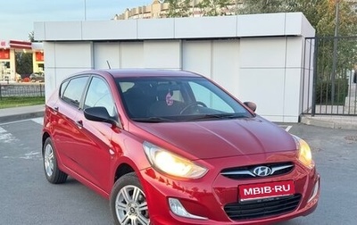 Hyundai Solaris II рестайлинг, 2012 год, 750 000 рублей, 1 фотография