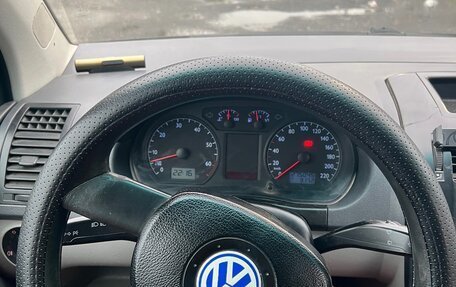 Volkswagen Polo IV рестайлинг, 2002 год, 430 000 рублей, 6 фотография