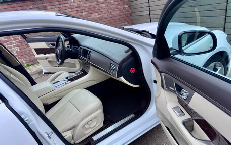 Jaguar XF I рестайлинг, 2010 год, 1 250 000 рублей, 20 фотография