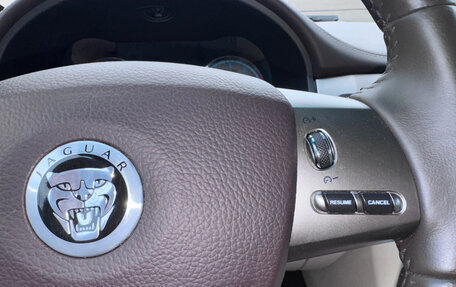 Jaguar XF I рестайлинг, 2010 год, 1 250 000 рублей, 39 фотография