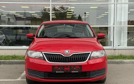 Skoda Rapid I, 2018 год, 900 000 рублей, 2 фотография