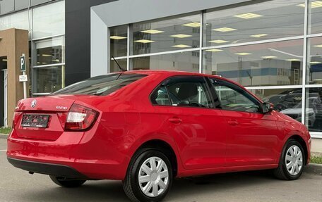 Skoda Rapid I, 2018 год, 900 000 рублей, 6 фотография
