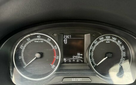 Skoda Rapid I, 2018 год, 900 000 рублей, 10 фотография