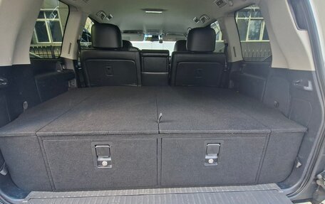 Toyota Land Cruiser 200, 2014 год, 3 740 000 рублей, 7 фотография
