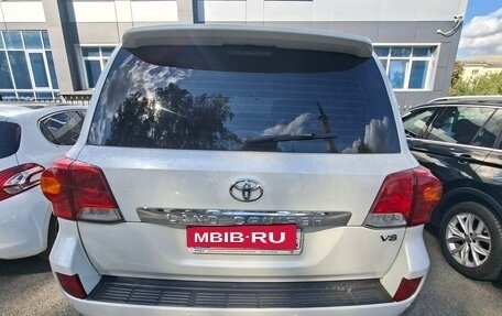 Toyota Land Cruiser 200, 2014 год, 3 740 000 рублей, 6 фотография