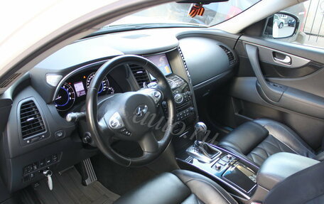 Infiniti FX II, 2012 год, 2 297 000 рублей, 3 фотография