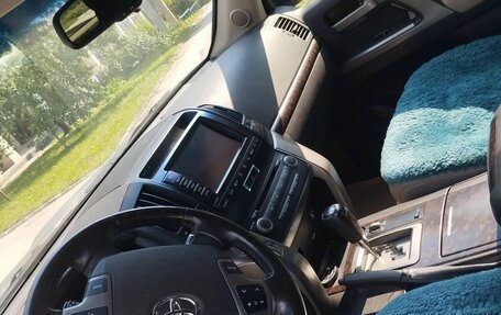 Toyota Land Cruiser 200, 2008 год, 2 900 000 рублей, 2 фотография