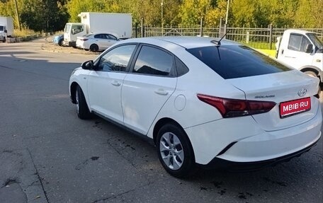 Hyundai Solaris II рестайлинг, 2021 год, 1 050 000 рублей, 1 фотография