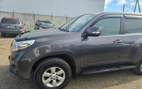Toyota Land Cruiser Prado 150 рестайлинг 2, 2014 год, 3 350 000 рублей, 3 фотография