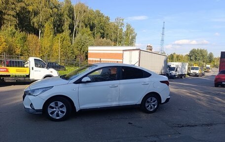 Hyundai Solaris II рестайлинг, 2021 год, 1 050 000 рублей, 6 фотография