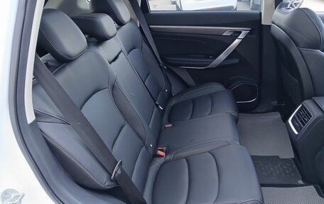Geely Atlas, 2023 год, 2 100 000 рублей, 12 фотография
