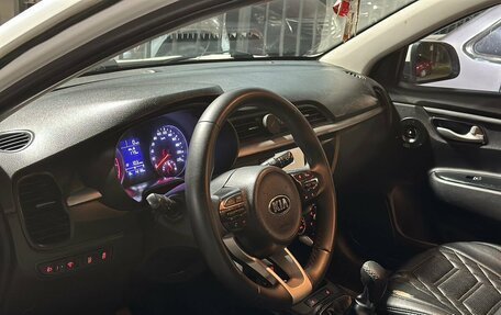 KIA Rio IV, 2018 год, 899 000 рублей, 6 фотография