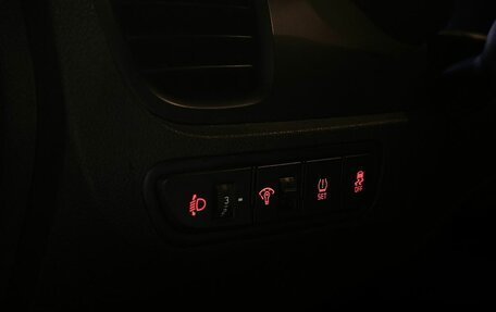 KIA Rio IV, 2018 год, 899 000 рублей, 7 фотография