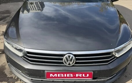 Volkswagen Passat B8 рестайлинг, 2018 год, 2 300 000 рублей, 2 фотография