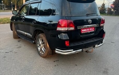 Toyota Land Cruiser 200, 2011 год, 3 300 000 рублей, 1 фотография