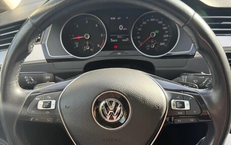 Volkswagen Passat B8 рестайлинг, 2018 год, 2 300 000 рублей, 24 фотография