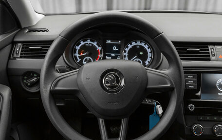Skoda Octavia, 2019 год, 1 610 000 рублей, 10 фотография