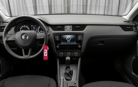 Skoda Octavia, 2019 год, 1 610 000 рублей, 8 фотография