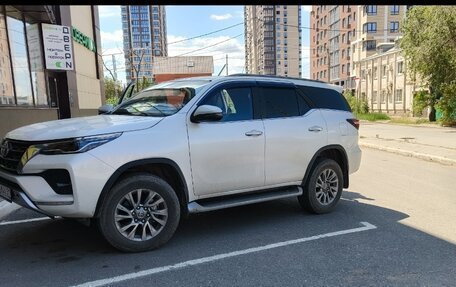 Toyota Fortuner II, 2022 год, 5 500 000 рублей, 5 фотография