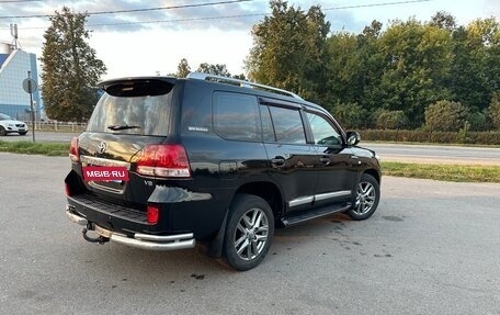 Toyota Land Cruiser 200, 2011 год, 3 300 000 рублей, 2 фотография