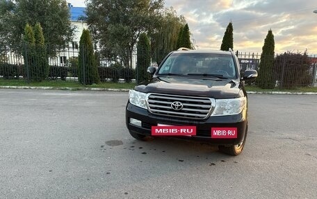Toyota Land Cruiser 200, 2011 год, 3 300 000 рублей, 3 фотография