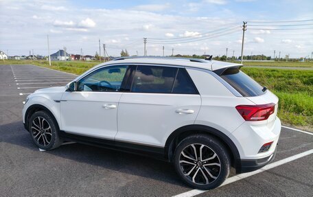 Volkswagen T-Roc I, 2022 год, 2 450 000 рублей, 7 фотография